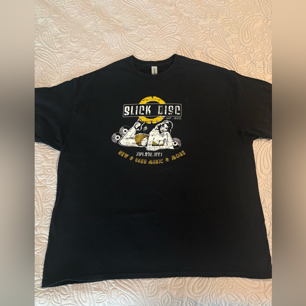 Slick Disc Music Store Tshirt Michigan Slick Disc Music Store Tshirt Michigan